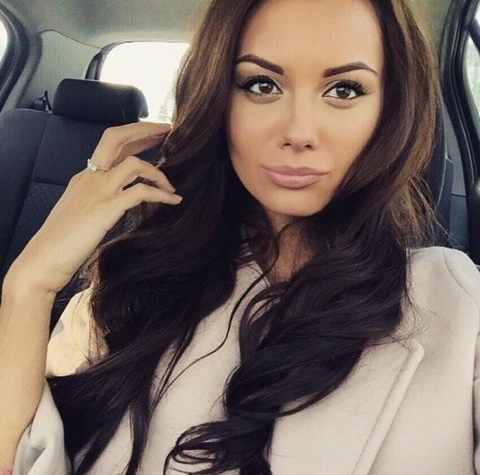 Живу в Москве, готова встретиться с тобой и погрузить в мир наслаждения. Мои услуги необыкновенно разнообразны: я могу стать твоей страстной компаньонкой на вечер, нежной девушкой на тайное свидание или исполнить самые смелые твои фантазии. У меня есть отличные отзывы, которые говорят о моей профессиональности и безупречной внешности. Посмотри мои фото и ты поймешь, что я совершенно реальна и неотразима. Жду встречи с тобой, чтобы окунуться в мир настоящего наслаждения! 💋 Любовь
